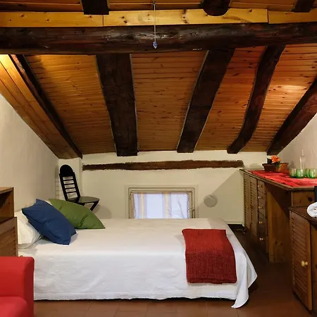 Guesthost - Castiglione Lovely Mansarda Boloňa