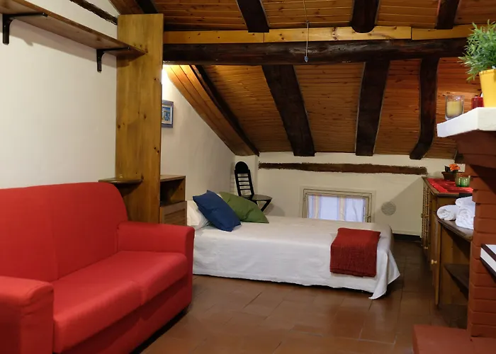 아파트 Guesthost - Castiglione Lovely Mansarda *